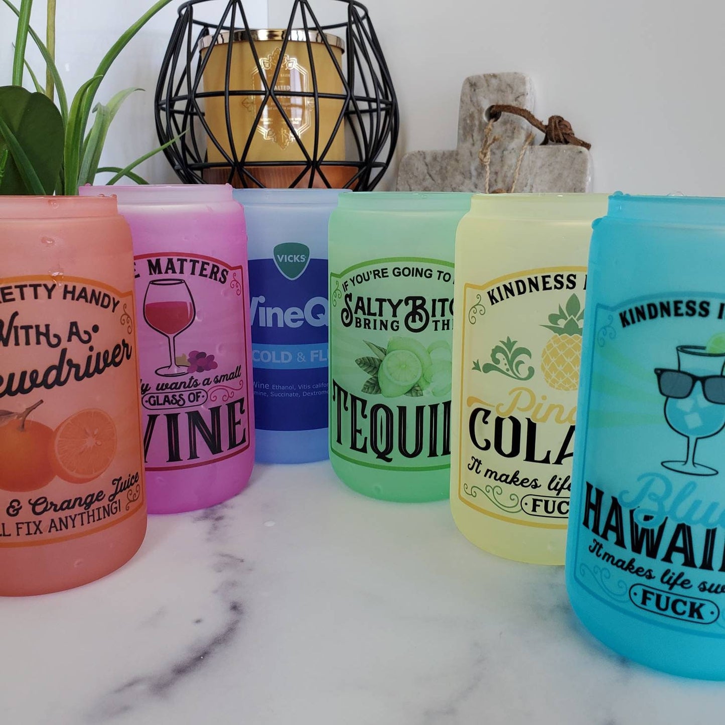 Winequil Frosted Color Changing Glass Beer Can with Bamboo Lid and Straw|Coffee Glass with Bamboo Lid |Iced Coffee Tumbler|Mixed Drinks