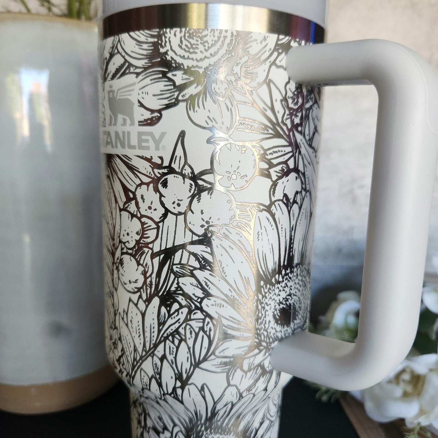 Wildflowers 30oz Laser Engraved Tumbler| Personal Birth Flower Custom Cup| Flower Gift for Mom| Personal 30oz Stanley Tumbler| Elegance